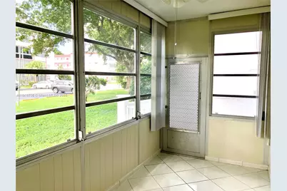 4270 NW 40th St #103, Lauderdale Lakes, FL 33319 - Photo 10