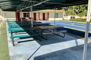 4270 NW 40th St, Lauderdale Lakes, FL 33319 - Photo 72