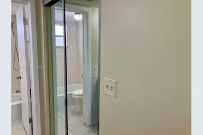 4270 NW 40th St #103, Lauderdale Lakes, FL 33319 - Photo 50