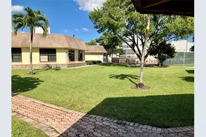 4270 NW 40th St #103, Lauderdale Lakes, FL 33319 - Photo 58