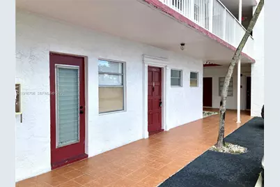 4270 NW 40th St #103, Lauderdale Lakes, FL 33319 - Photo 2