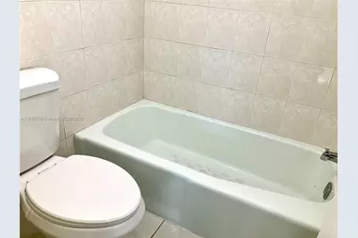 4270 NW 40th St #103, Lauderdale Lakes, FL 33319 - Photo 48