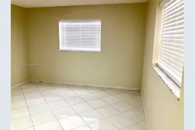 4270 NW 40th St #103, Lauderdale Lakes, FL 33319 - Photo 44