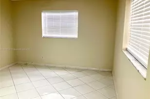 4270 NW 40th St, Lauderdale Lakes, FL 33319 - Photo 44