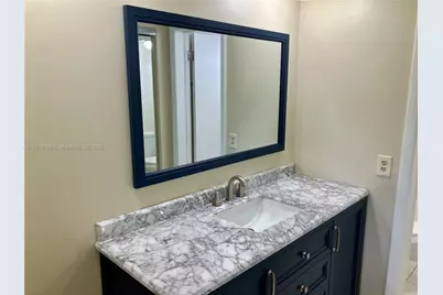 4270 NW 40th St #103, Lauderdale Lakes, FL 33319 - Photo 4