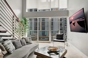 41 SE 5th St, Miami, FL 33131 - Photo 14