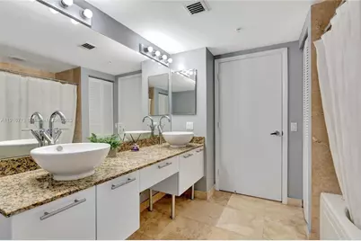 41 SE 5th St #1212, Miami, FL 33131 - Photo 6