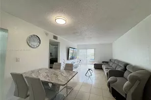 17530 NW 68th Ave, Hialeah, FL 33015 - Photo 4