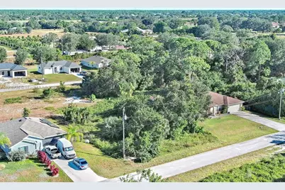 341 Ranchito Ave, Lehigh Acres, FL 33974 - Photo 10
