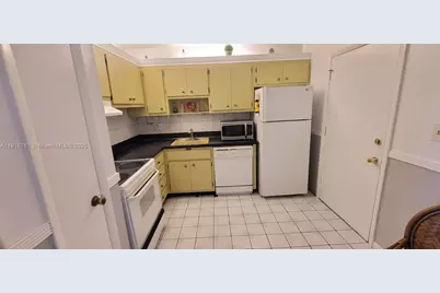 4880 NW 22nd St #301, Lauderhill, FL 33313 - Photo 12
