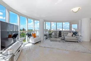 6301 Collins Ave, Miami Beach, FL 33141 - Photo 4