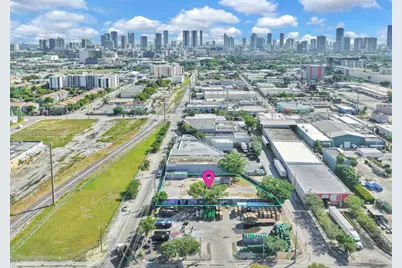 1074 NW 22nd St, Miami, FL 33127 - Photo 2