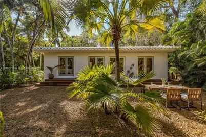 811 NE 71st St, Miami, FL 33138 - Photo 26