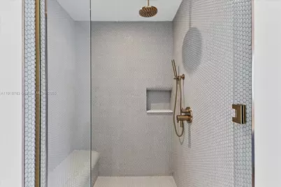 2678 Tigertail Ave #1605, Miami, FL 33133 - Photo 10