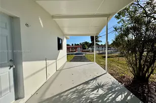 4111 NW 192nd St, Miami Gardens, FL 33055 - Photo 6