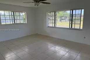 29325 SW 182nd Ave, Homestead, FL 33030 - Photo 12