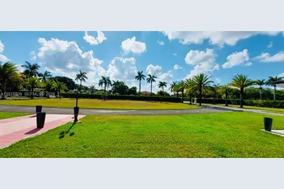 29325 SW 182nd Ave, Homestead, FL 33030 - Photo 2