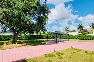 29325 SW 182nd Ave, Homestead, FL 33030 - Photo 8