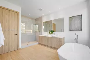 2175 SW 25th St, Miami, FL 33133 - Photo 28