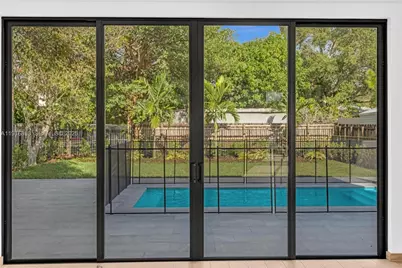 2175 SW 25th St, Miami, FL 33133 - Photo 22