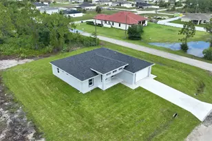 1905 Charles Ave N, Lehigh Acres, FL 33971 - Photo 4