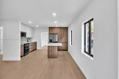 1123 NE 1st Ave #1, Fort Lauderdale, FL 33304 - Photo 10