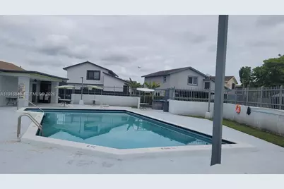 914 NW 106th Ave Cir #914, Miami, FL 33172 - Photo 48