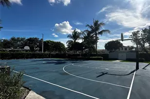 11605 NW 89th St, Doral, FL 33178 - Photo 36