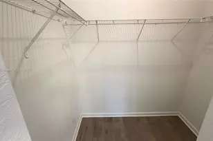 11605 NW 89th St, Doral, FL 33178 - Photo 18