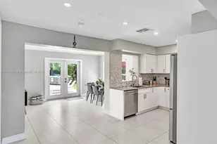 1577 NE 48th Ct, Oakland Park, FL 33334 - Photo 2