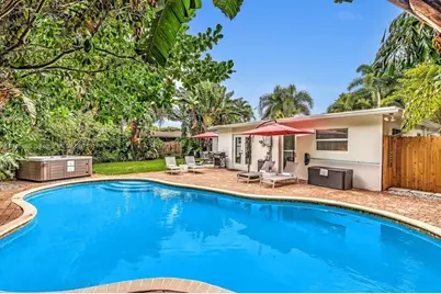 1577 NE 48th Ct, Oakland Park, FL 33334 - Photo 14