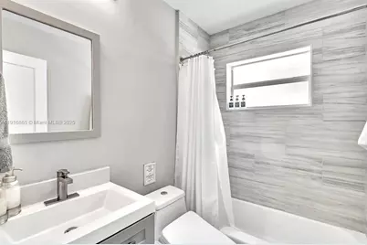 1577 NE 48th Ct, Oakland Park, FL 33334 - Photo 6