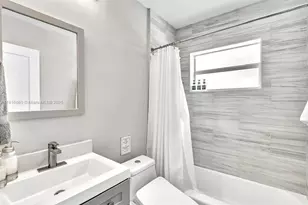 1577 NE 48th Ct, Oakland Park, FL 33334 - Photo 6