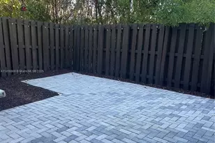 10771 NW 76th Ln, Doral, FL 33178 - Photo 6