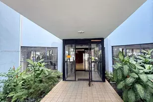 2025 NE 164th St, North Miami Beach, FL 33162 - Photo 2