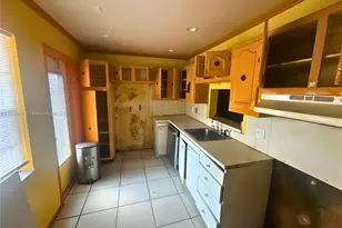 4140 NW 44th Ave, Lauderdale Lakes, FL 33319 - Photo 4