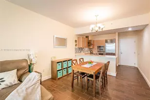 218 SE 14th St, Miami, FL 33131 - Photo 8