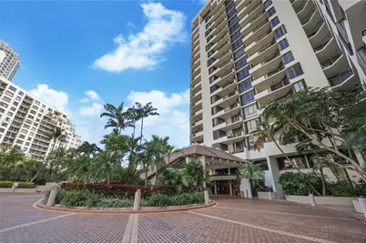 520 Brickell Key Dr #A1104, Miami, FL 33131 - Photo 2