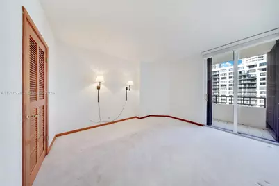 520 Brickell Key Dr #A1104, Miami, FL 33131 - Photo 16