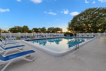 5239 NW 3rd Ave, Deerfield Beach, FL 33064 - Photo 38
