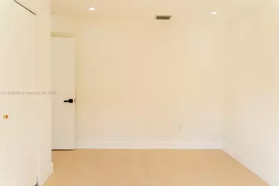 14868 SW 71st Ln, Miami, FL 33193 - Photo 10