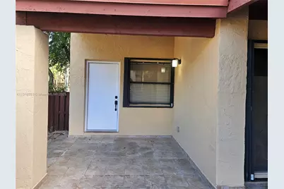 311 W Park Dr #101-13, Miami, FL 33172 - Photo 2