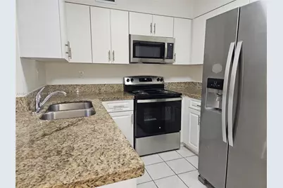 311 W Park Dr #101-13, Miami, FL 33172 - Photo 18