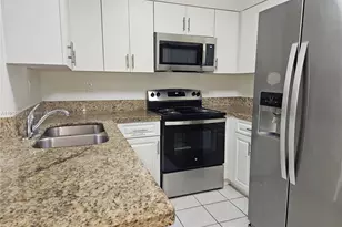 311 W Park Dr, Miami, FL 33172 - Photo 18