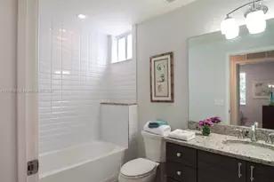 833 SW 13th Ct, Miami, FL 33135 - Photo 6