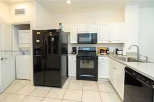 2820 NW 180th St, Miami Gardens, FL 33056 - Photo 8