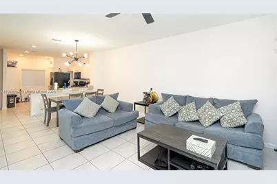 2820 NW 180th St, Miami Gardens, FL 33056 - Photo 4