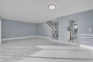 8211 NW 8th St, Plantation, FL 33324 - Photo 20