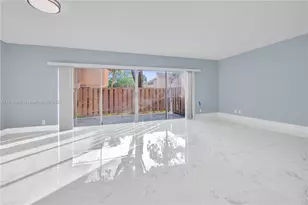 8211 NW 8th St, Plantation, FL 33324 - Photo 4