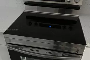 8211 NW 8th St, Plantation, FL 33324 - Photo 24